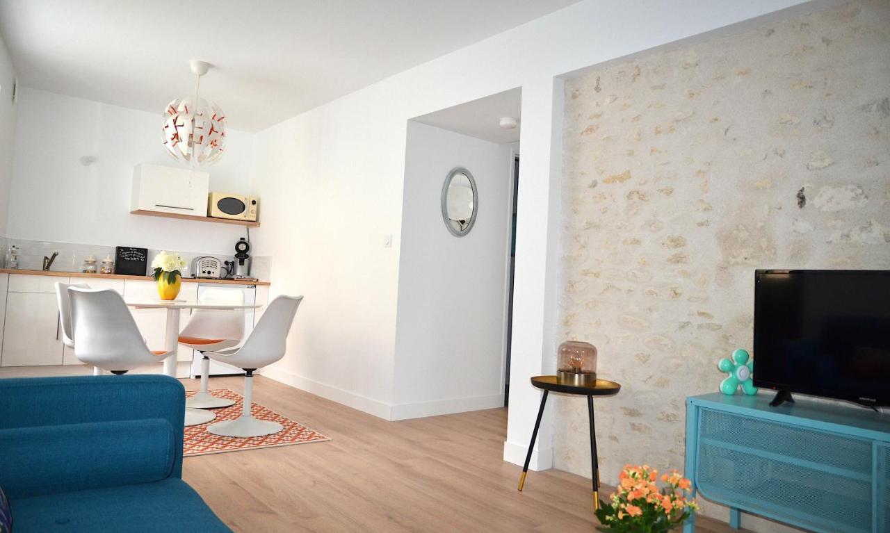 Logement Cosy A 5Mn Du Futuroscope ジョネ・クラン エクステリア 写真